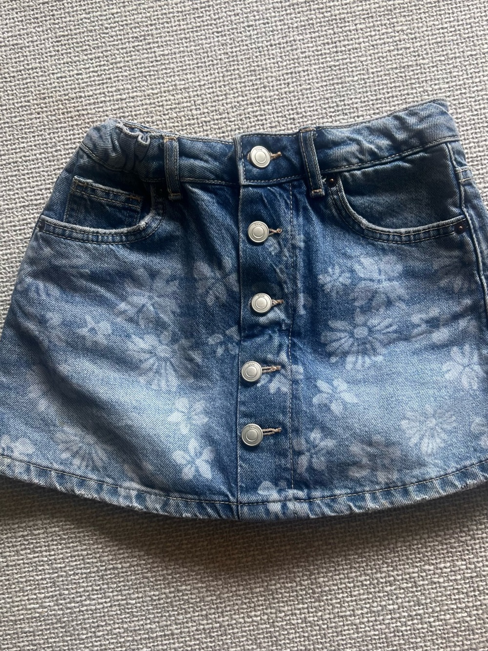 Zara Girls 9/10 Blue Denim Jean Skort with Elastic Waistband - floral pattern